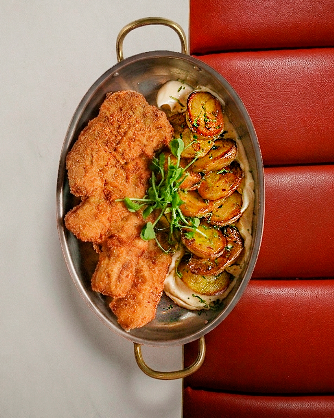Escalopes panados com batata salteada
